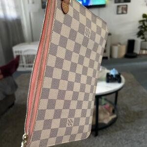 Louis Vuitton Damier Azul Neverfull Pochette 2018 collection